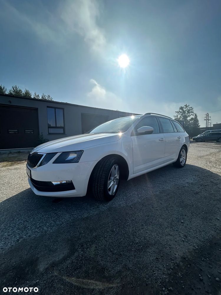 Skoda Octavia 1.4 TSI Ambition - 4