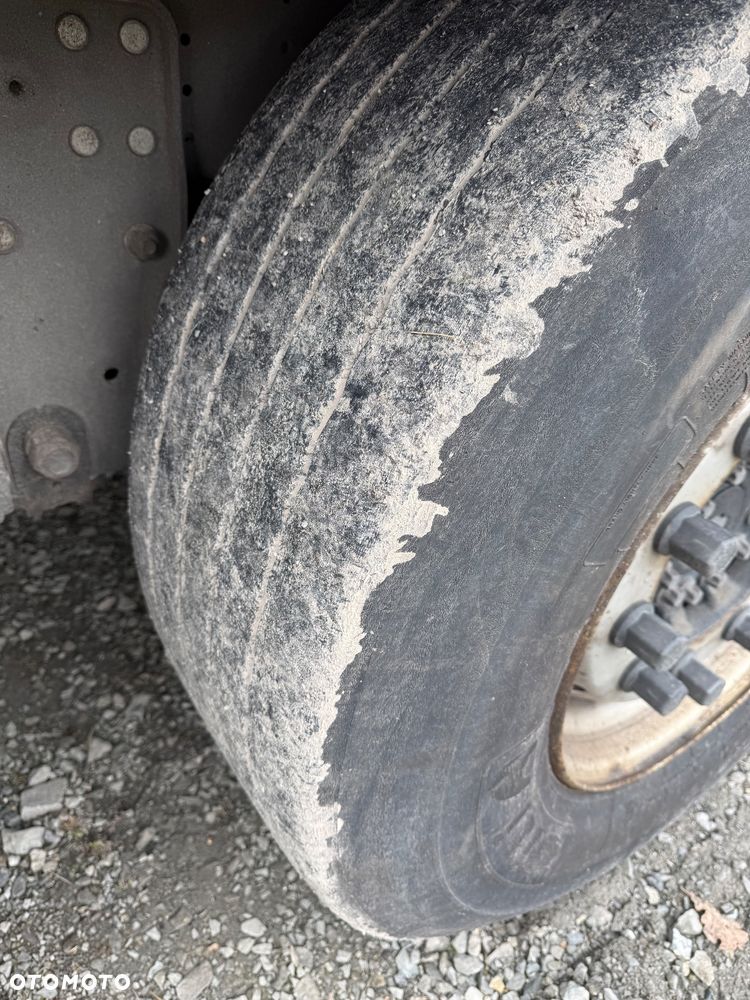 Schmitz Cargobull SCB - 8