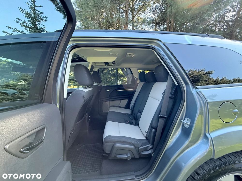 Dodge Journey 2.0 CRD SXT - 21