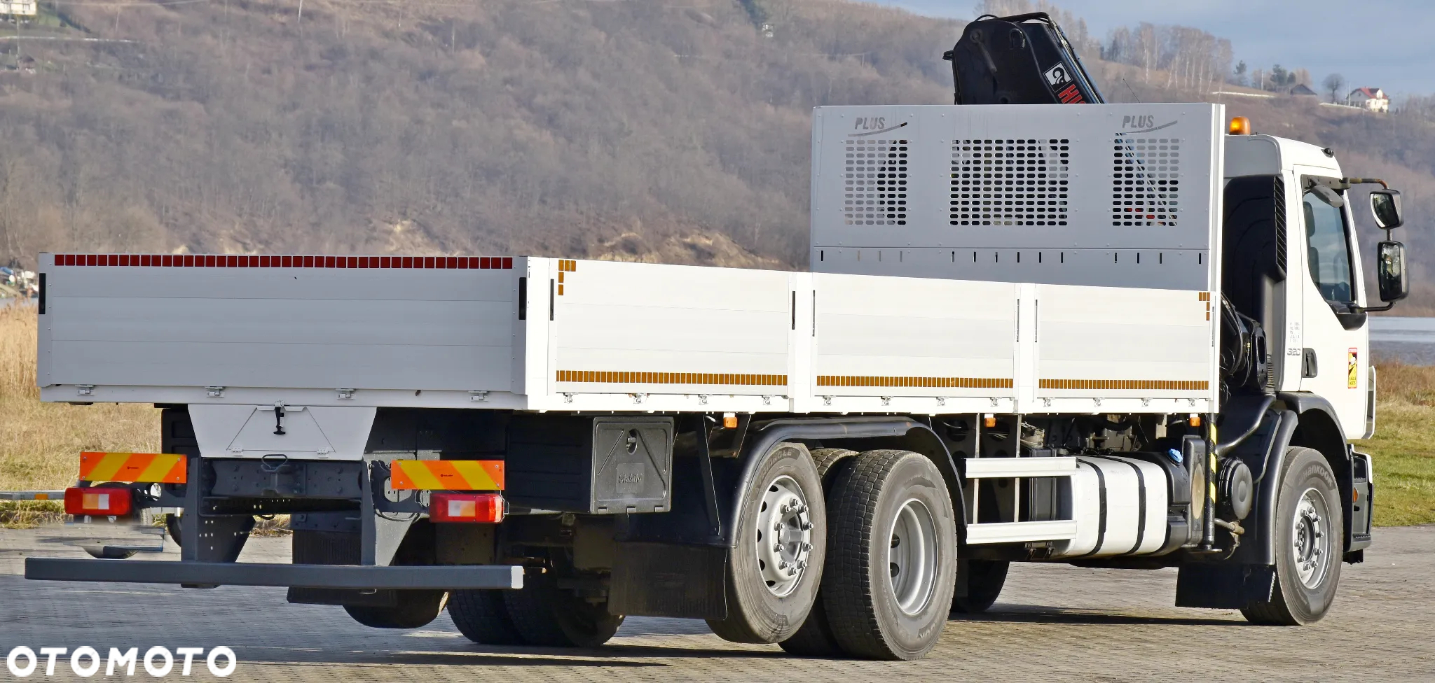Volvo FE 320 * SKRZYNIA 8,00 m * HIAB 144 B - 2 HIDUO + PILOT - 7