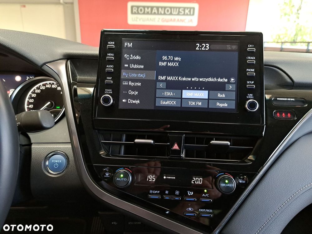 Toyota Camry 2.5 Hybrid Prestige CVT - 21