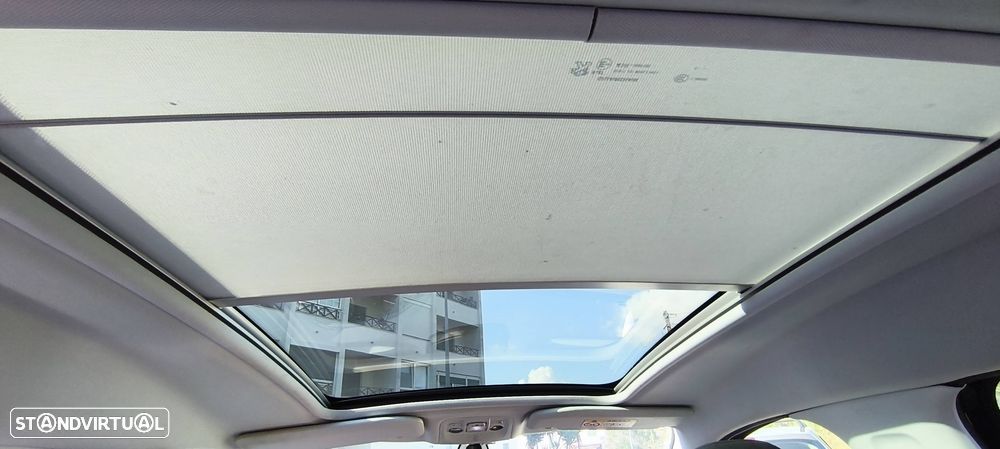 Peugeot 2008 e-HDi FAP 115 STOP & START Allure - 10