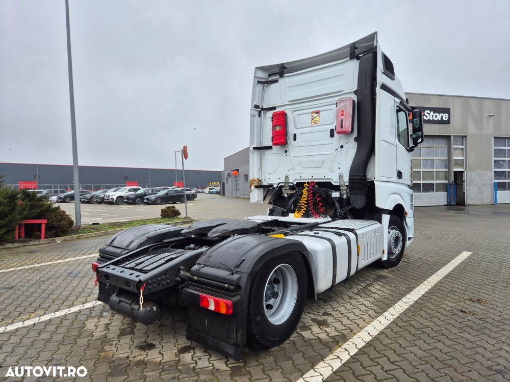 Mercedes-Benz 1845 LS - 4