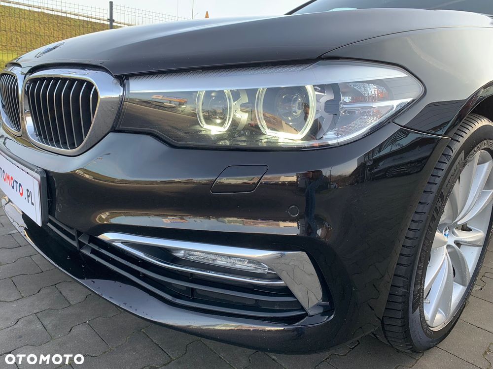 BMW Seria 5 530i GPF xDrive Luxury Line - 21