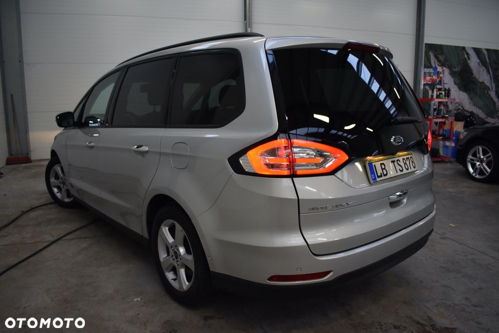 Ford Galaxy - 7