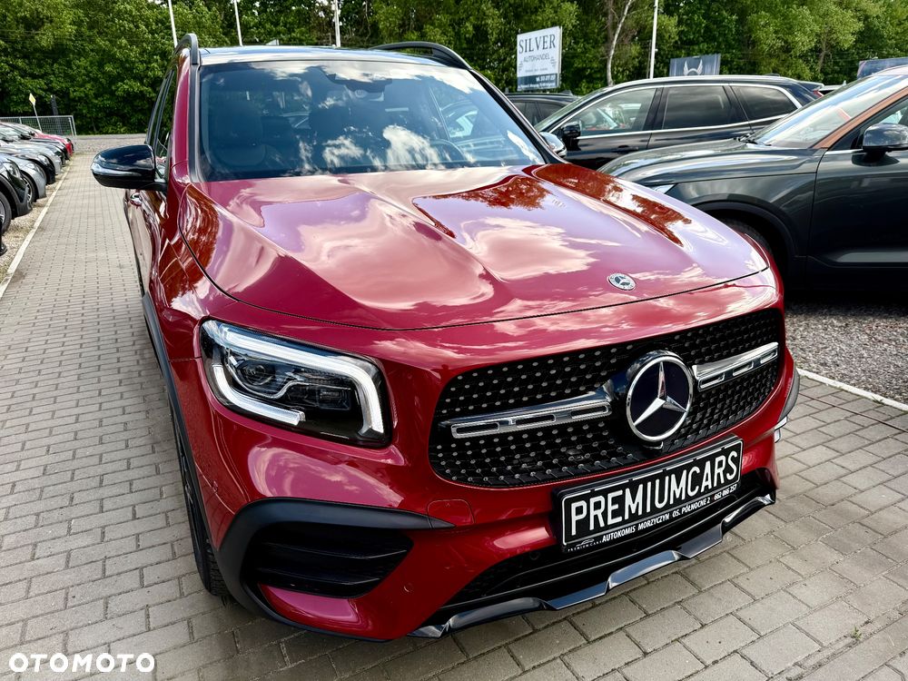 Mercedes-Benz GLB 200 7G-DCT AMG Line - 3