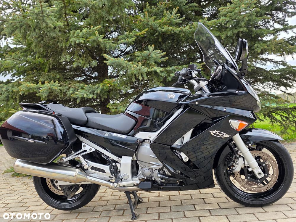 Yamaha FJR - 9