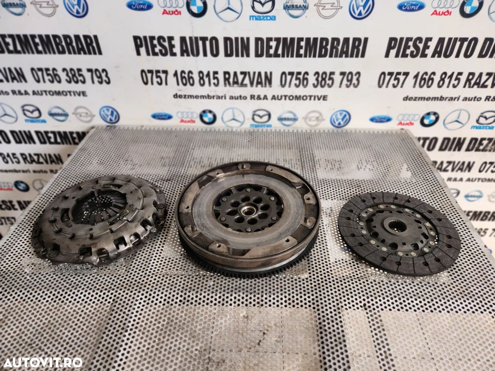Kit Ambreiaj Volanta Masa Dubla Bmw F20 F21 F30 F31 F34 F36 F10 F11 X1 E84 2.0 D N47 E5 6+1 Trepte Cod 415047710 Testata Fara Defecte  -  Dezmembrari Arad - 1