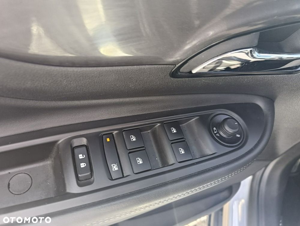 Opel Mokka X - 11