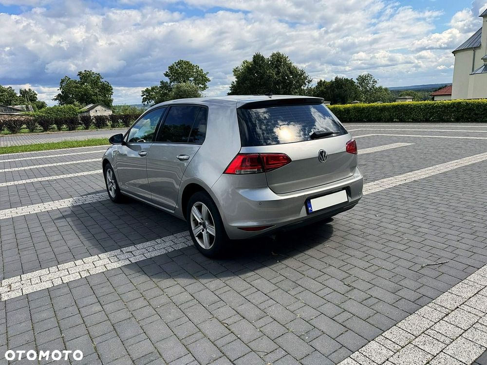 Volkswagen Golf 1.6 TDI Comfortline - 4