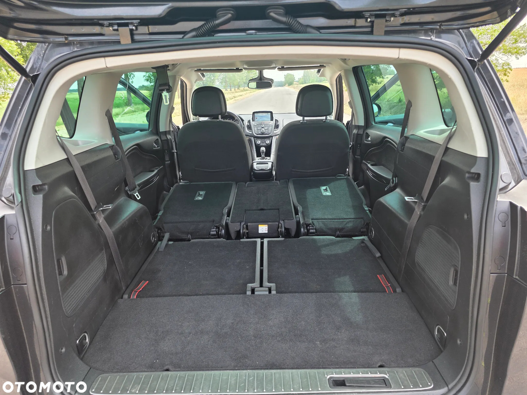 Opel Zafira Tourer 1.4 Turbo Sport - 23