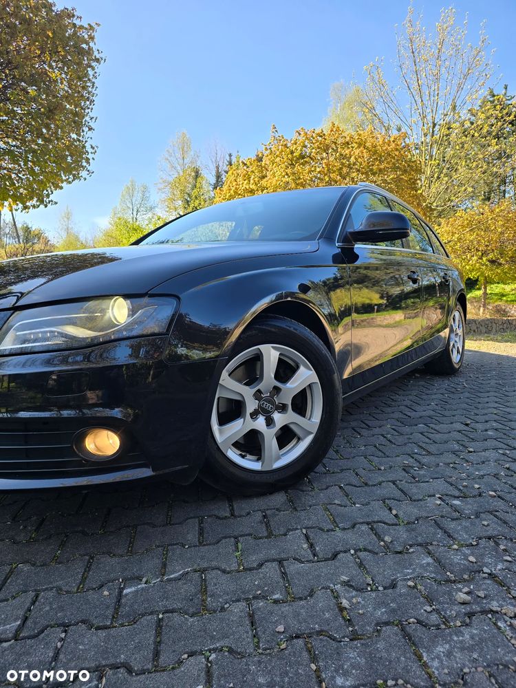 Audi A4 Avant 2.0 TDI DPF Ambiente - 6