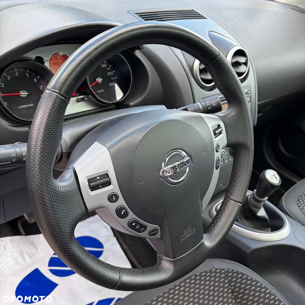Nissan Qashqai 2.0 Acenta Pack - 10