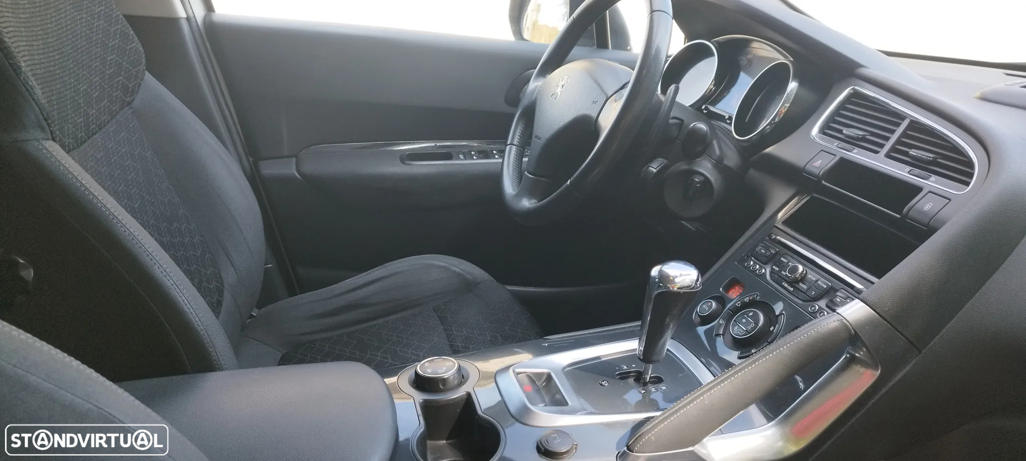 Peugeot 3008 e-HDi 115 ETG6 Stop&Start Allure - 23