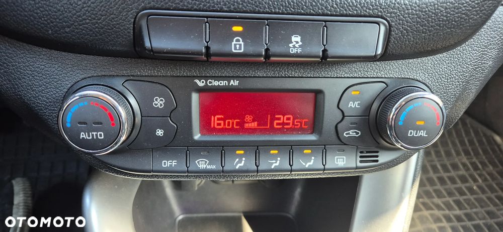 Kia Ceed 1.6 CRDi L - 18