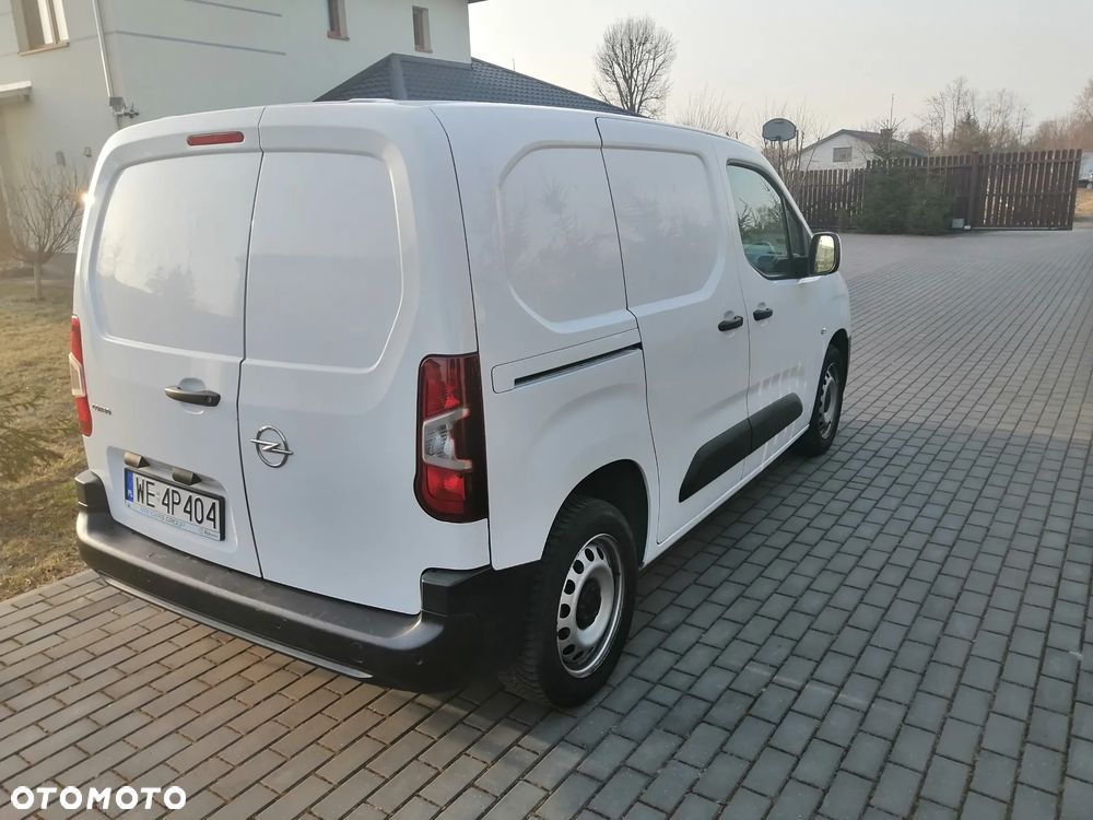 Opel Combo 1.2 Turbo S&S - 15