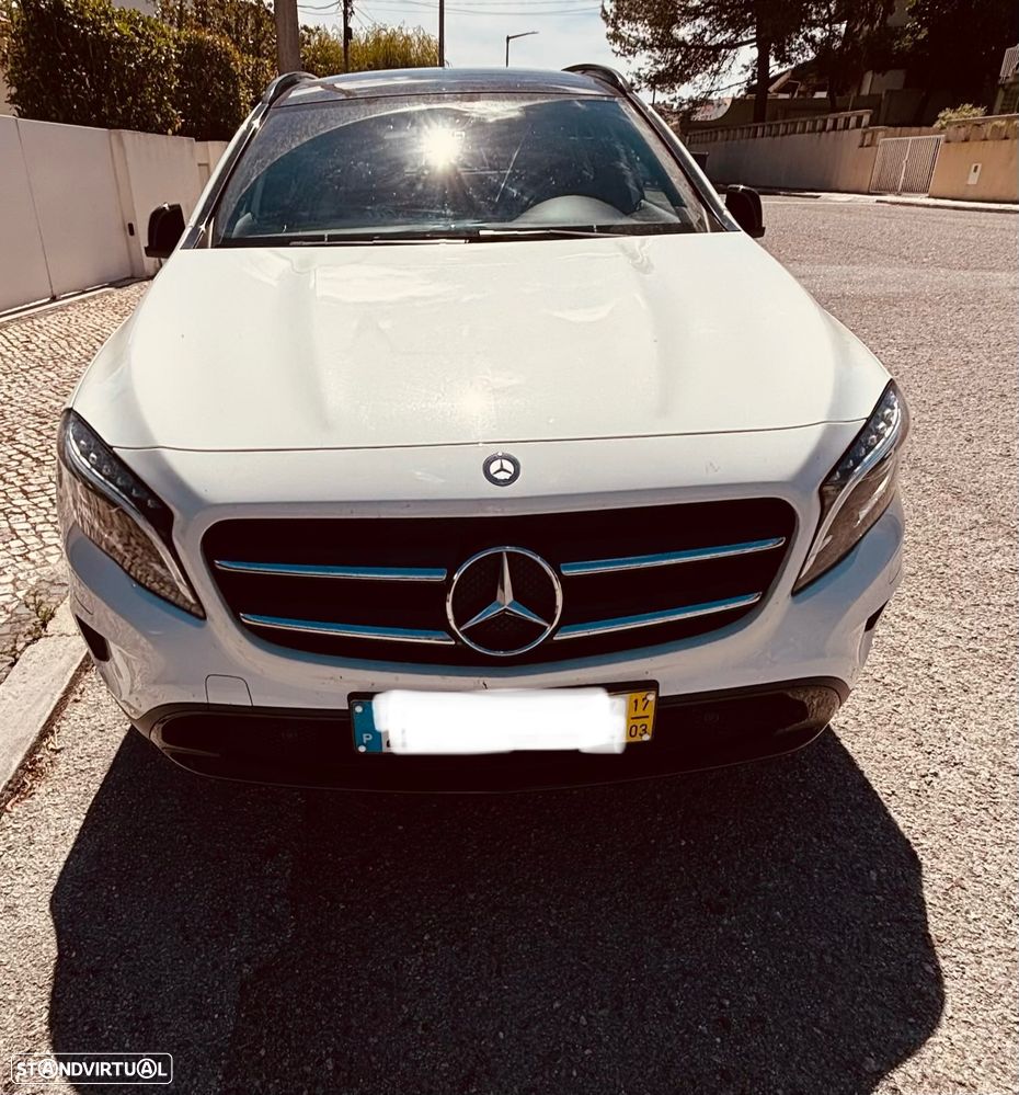 Mercedes-Benz GLA 180 — fotografia 3
