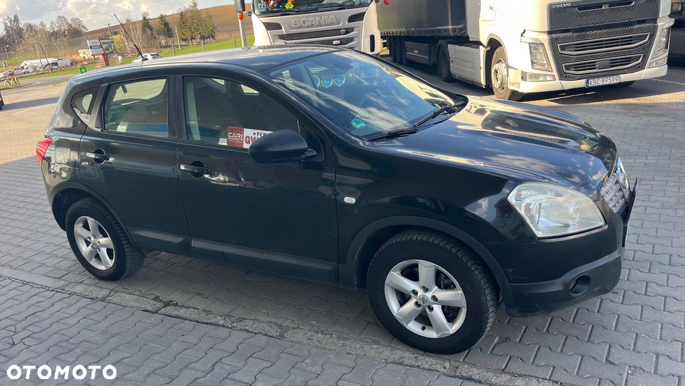 Nissan Qashqai 2.0 dCi Visia - 1