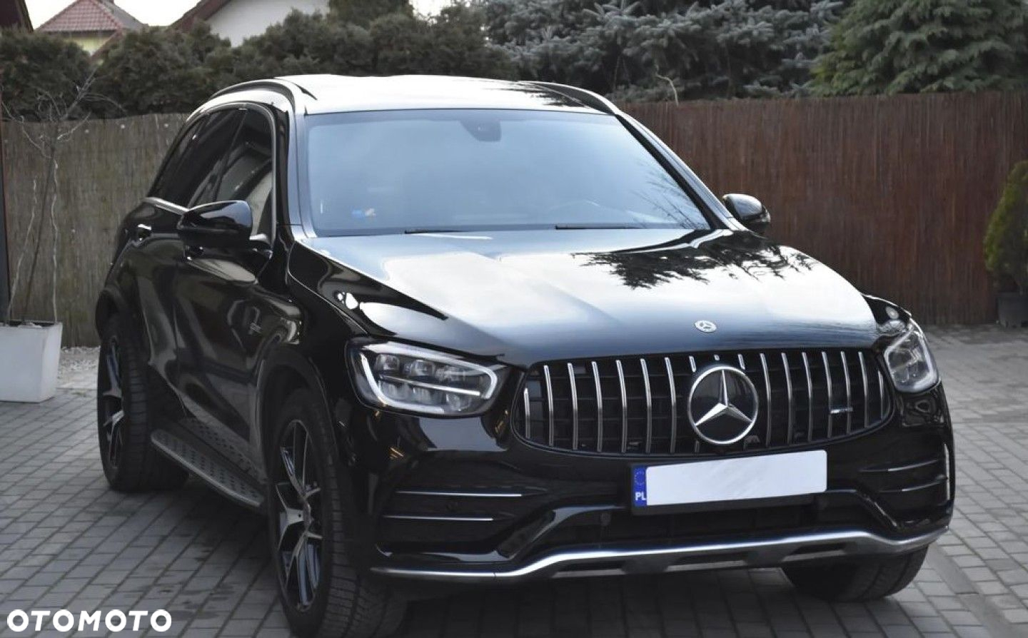 Mercedes-Benz GLC - 35