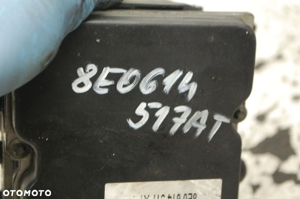 POMPA ABS + STEROWNIK 8E0614517AT AUDI A4 B7 2.0 TDI A6 C6 - 4