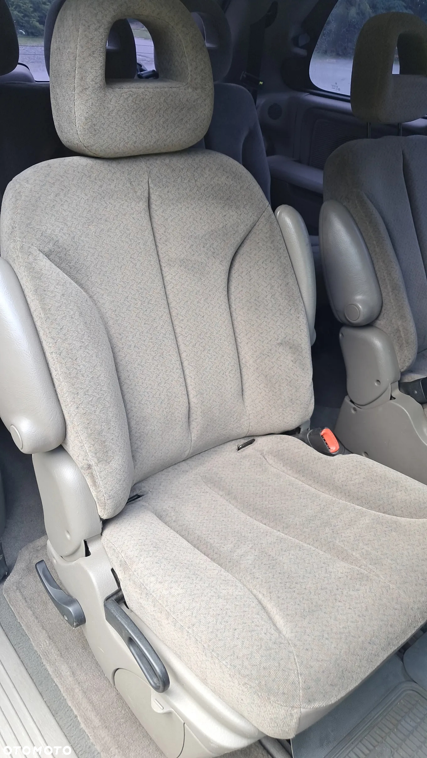 Chrysler Voyager 2.5L CRD SE - 9