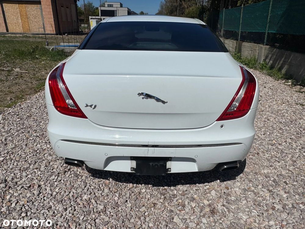 Jaguar XJ - 6