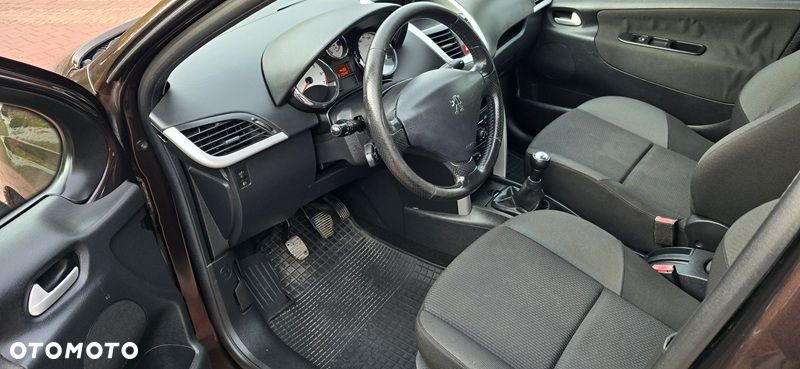 Peugeot 207 1.4 Business Line - 7