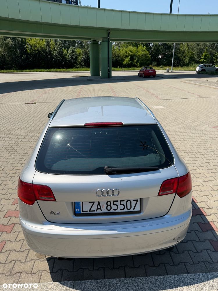 Audi A3 Sportback 2.0 TFSI Attraction - 3