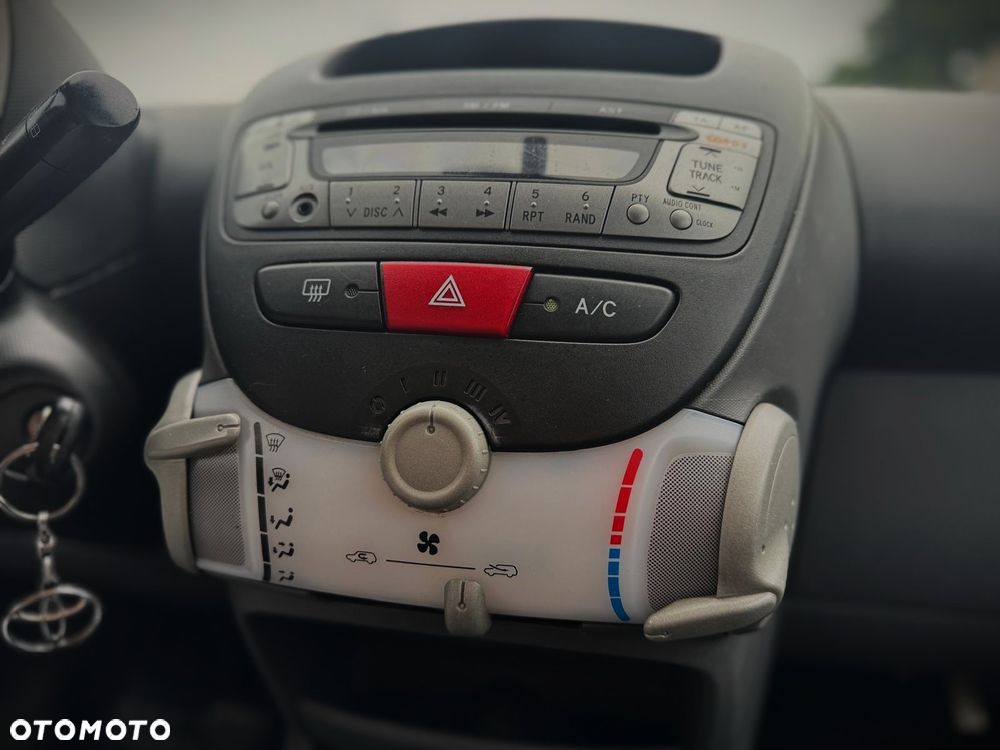 Toyota Aygo 1.0 VVT-i Luna A/C MM - 16