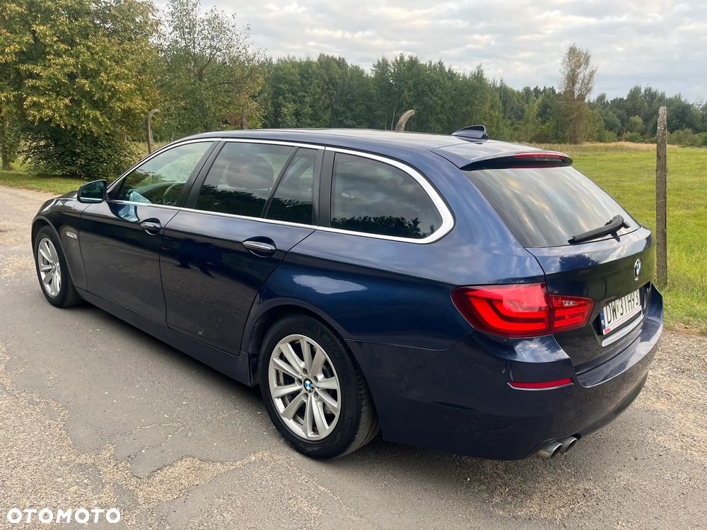 BMW Seria 5 520d Touring - 4