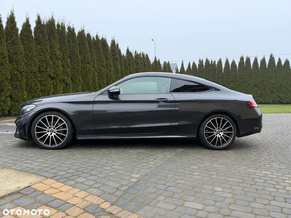 Mercedes-Benz Klasa C 200 9G-TRONIC AMG Line - 2