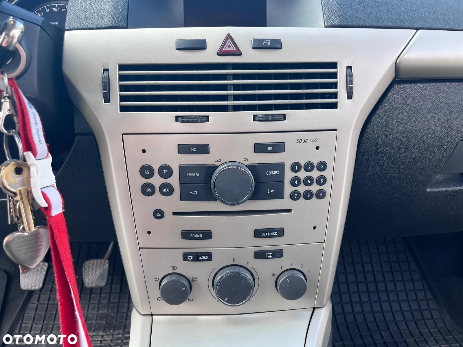 Opel Astra - 17