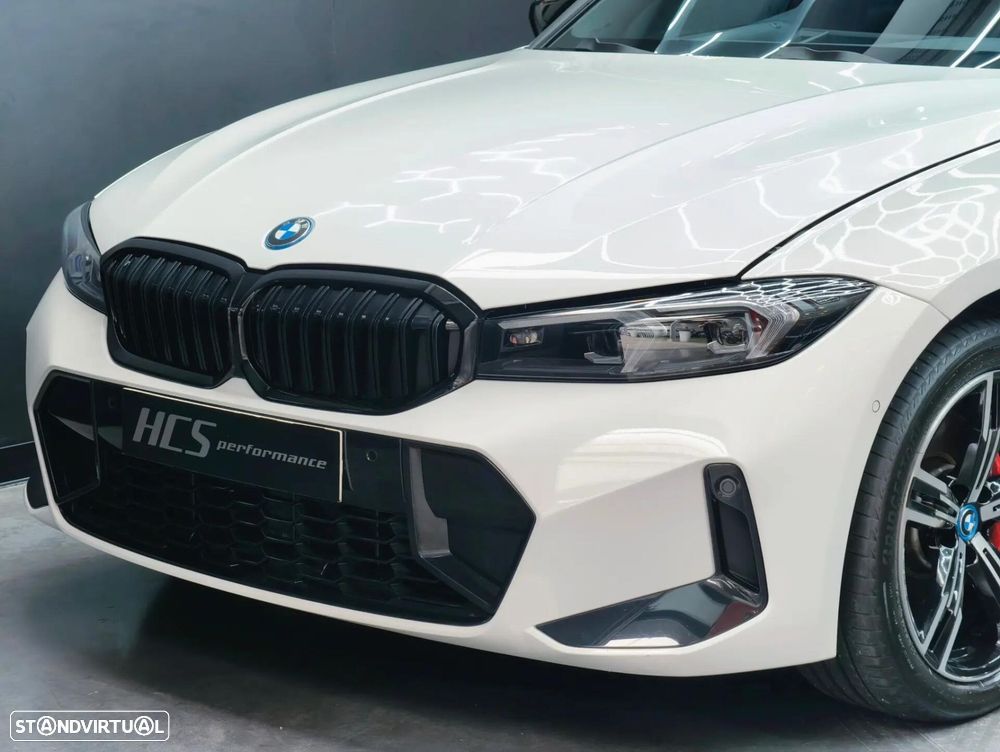 BMW 330 e Pack Desportivo M Pro Auto - 20
