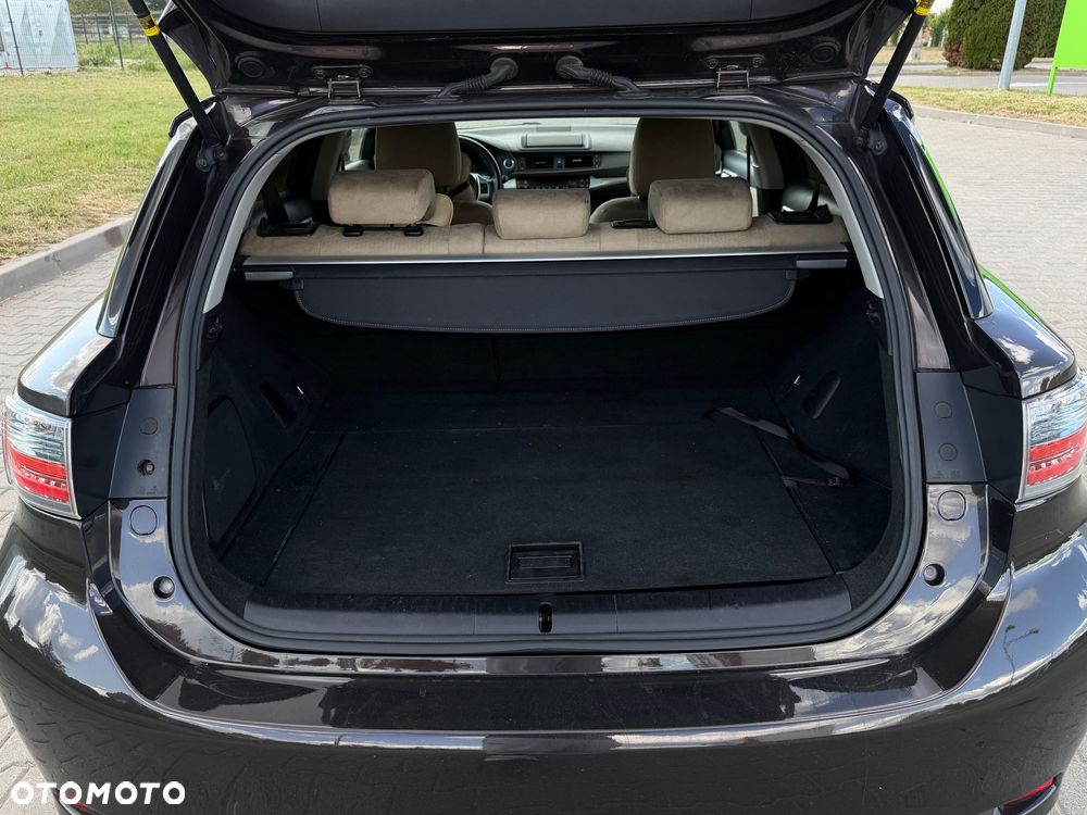 Lexus CT 200h Prestige - 22