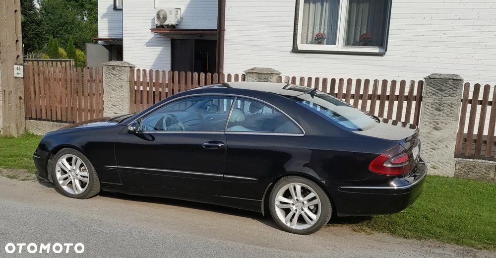 Mercedes-Benz CLK 270 CDI Avantgarde - 13