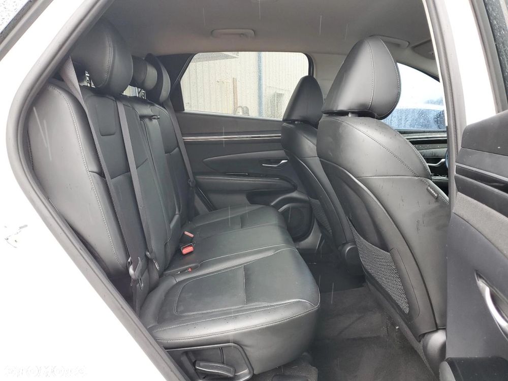 Hyundai Tucson - 8