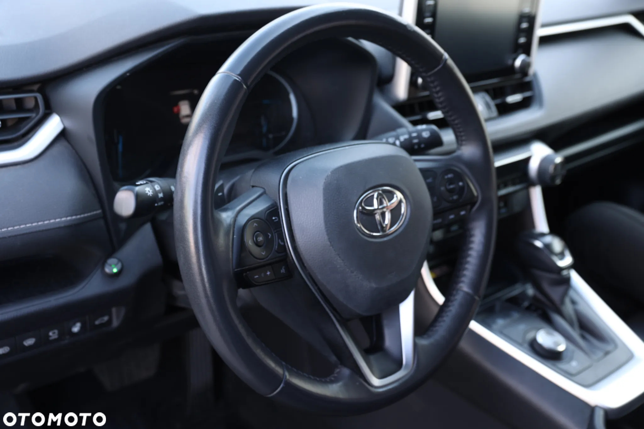 Toyota RAV4 2.5 Hybrid Executive 4x4 - 28