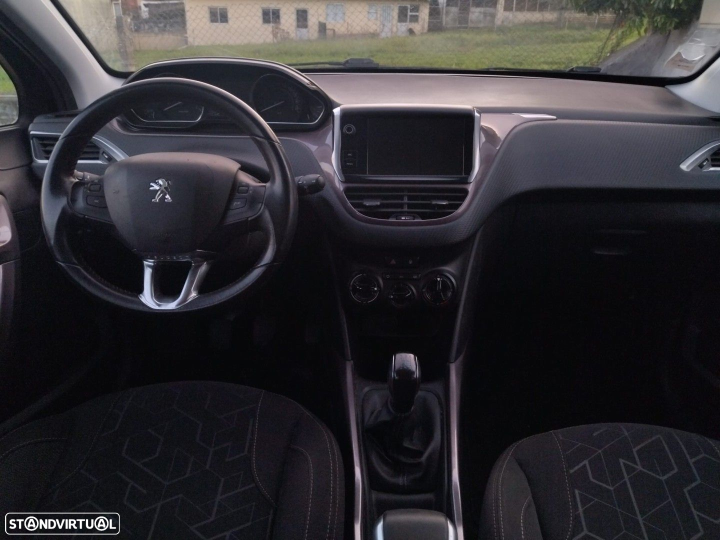 Peugeot 2008 1.2 PureTech Style - 7