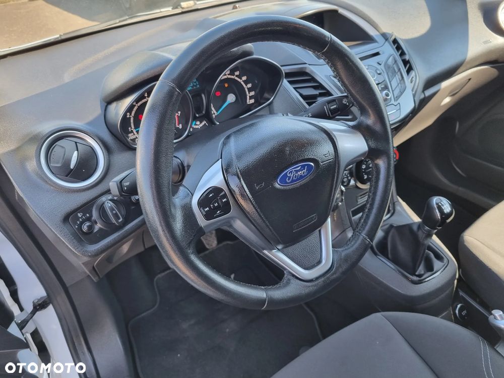 Ford Fiesta 1.25 Gold X EU5 - 10