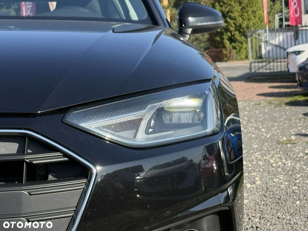 Audi A4 Avant 30 TDI S tronic - 5
