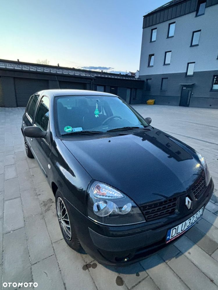 Renault Clio - 1