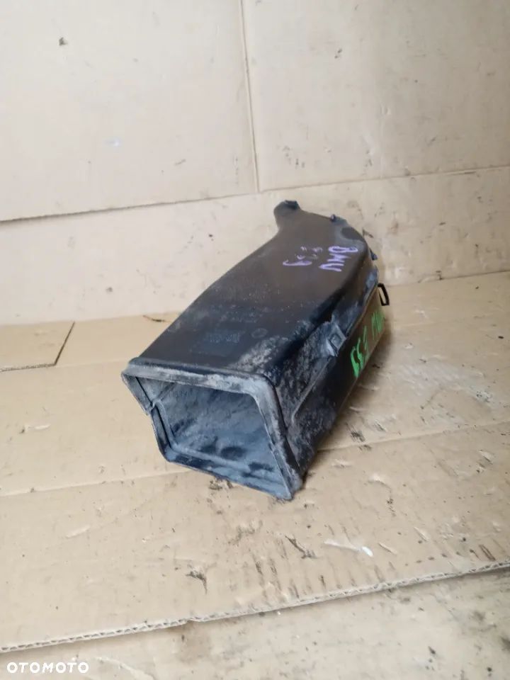 Rura dolot kanał powietrza chłodzenie tarczy prawe BMW 5 E39 8174844 - 4