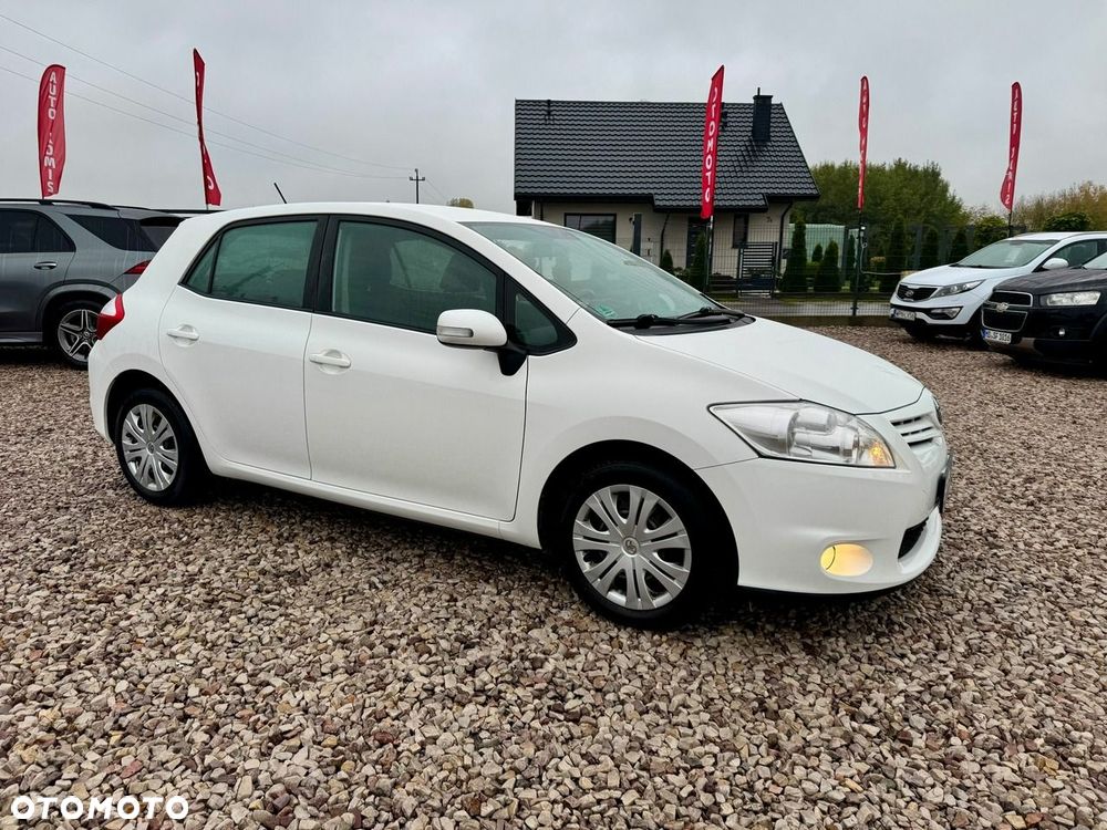 Toyota Auris - 19