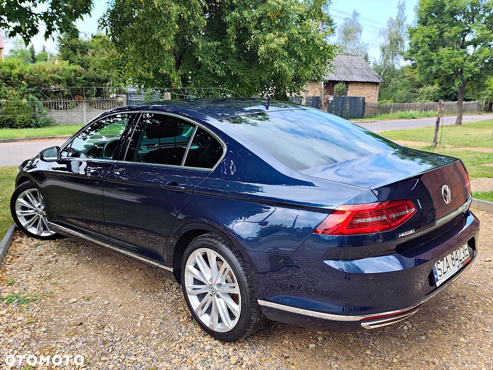 Volkswagen Passat - 22