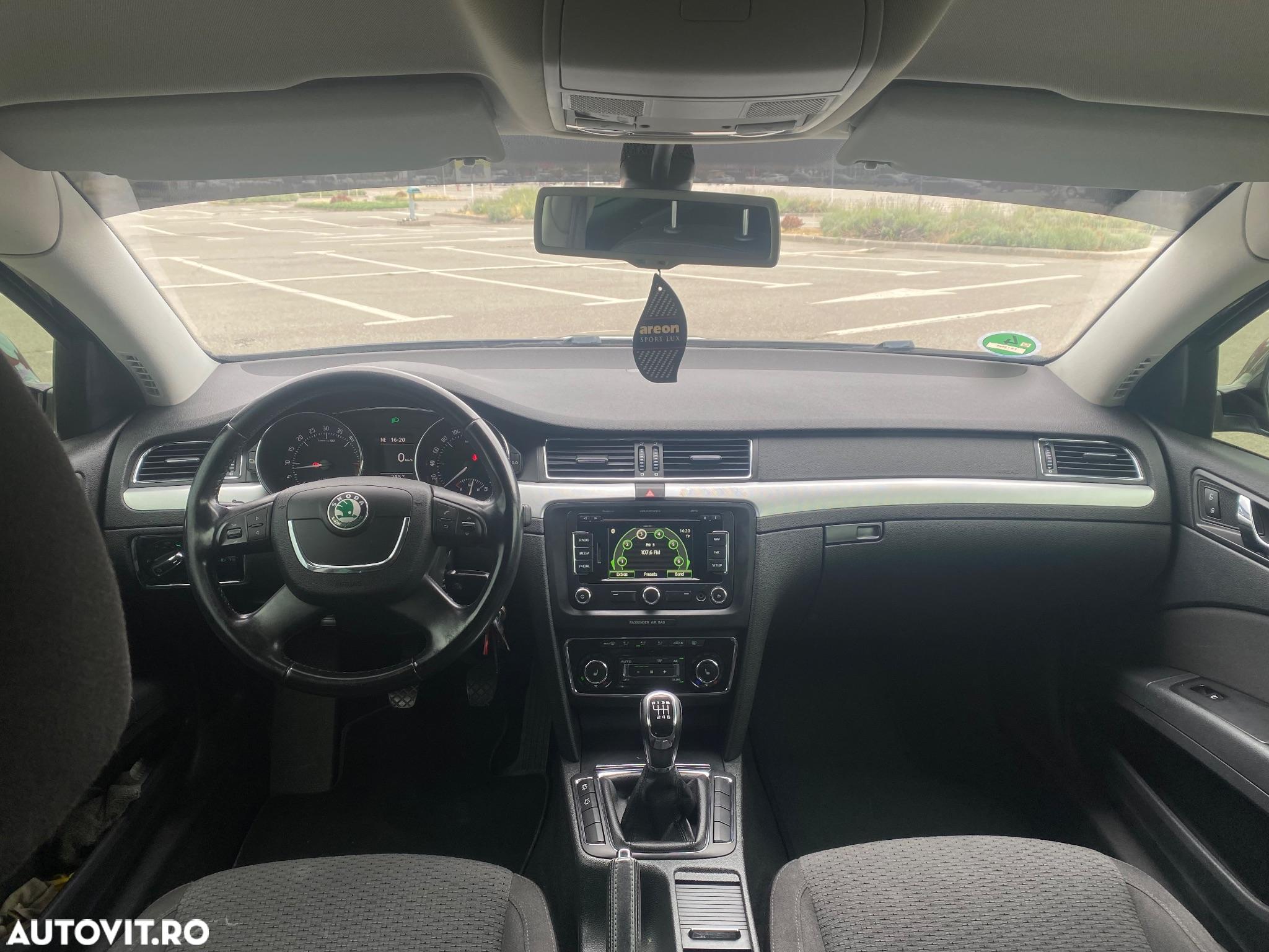 Skoda Superb 2.0 TDI Active - 7