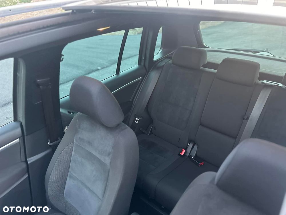 Volkswagen Tiguan 2.0 TDI DPF 4Motion BlueMotion Technology DSG Sport & Style - 11