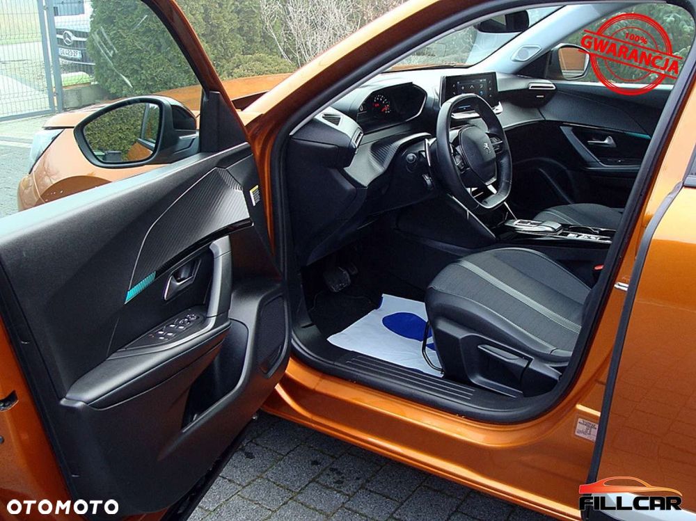 Peugeot 2008 PureTech 130 EAT8 Allure Pack - 16