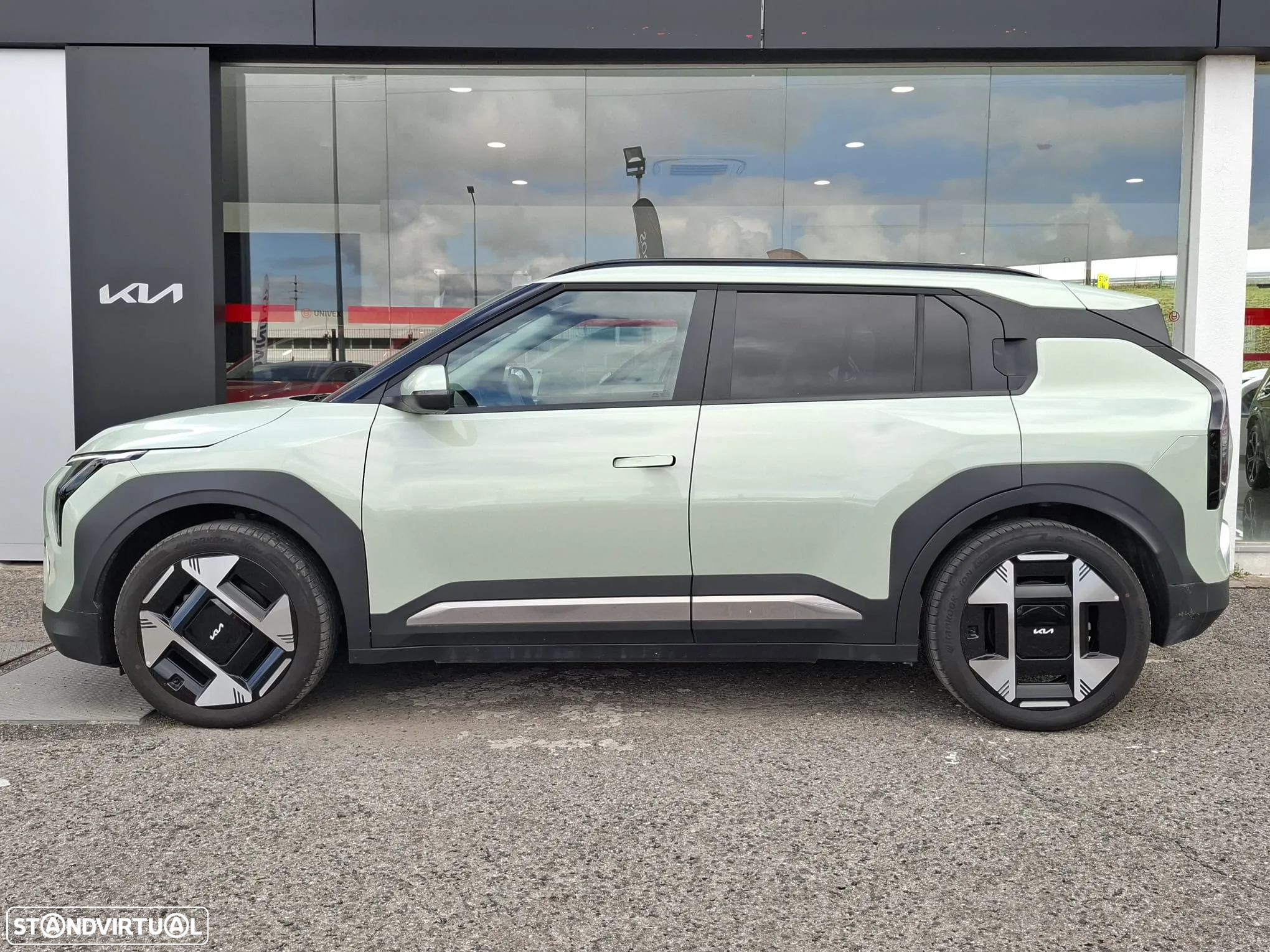 Kia EV3 81.4 kWh Tech - 4