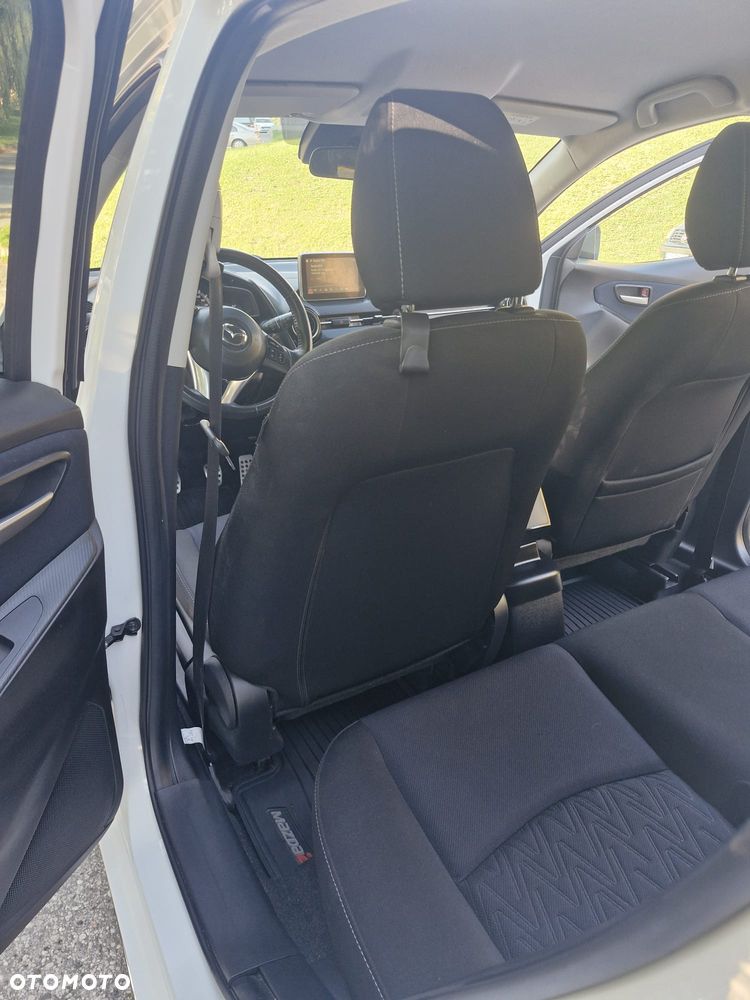 Mazda 2 - 5