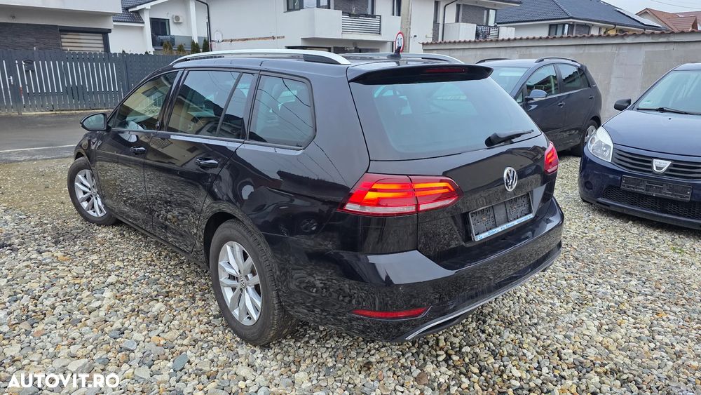 Volkswagen Golf 2.0 TDI BlueMotion Technology Cup - 6